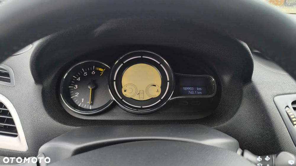 Renault Megane 1.6 16V 110 Dynamique - 29