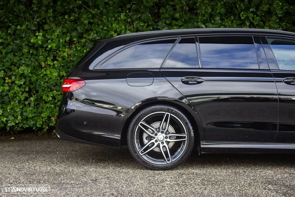 Mercedes-Benz E 220 d AMG - 4
