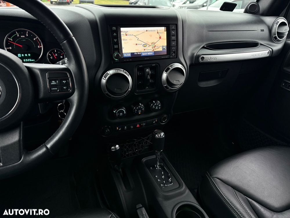 Jeep Wrangler Unlimited Hard-Top 2.8 CRD DPF Automatik Sahara - 7