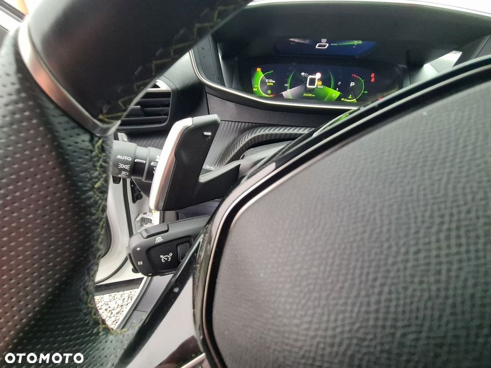 Peugeot 2008 1.5 BlueHDi GT S&S EAT8 - 25