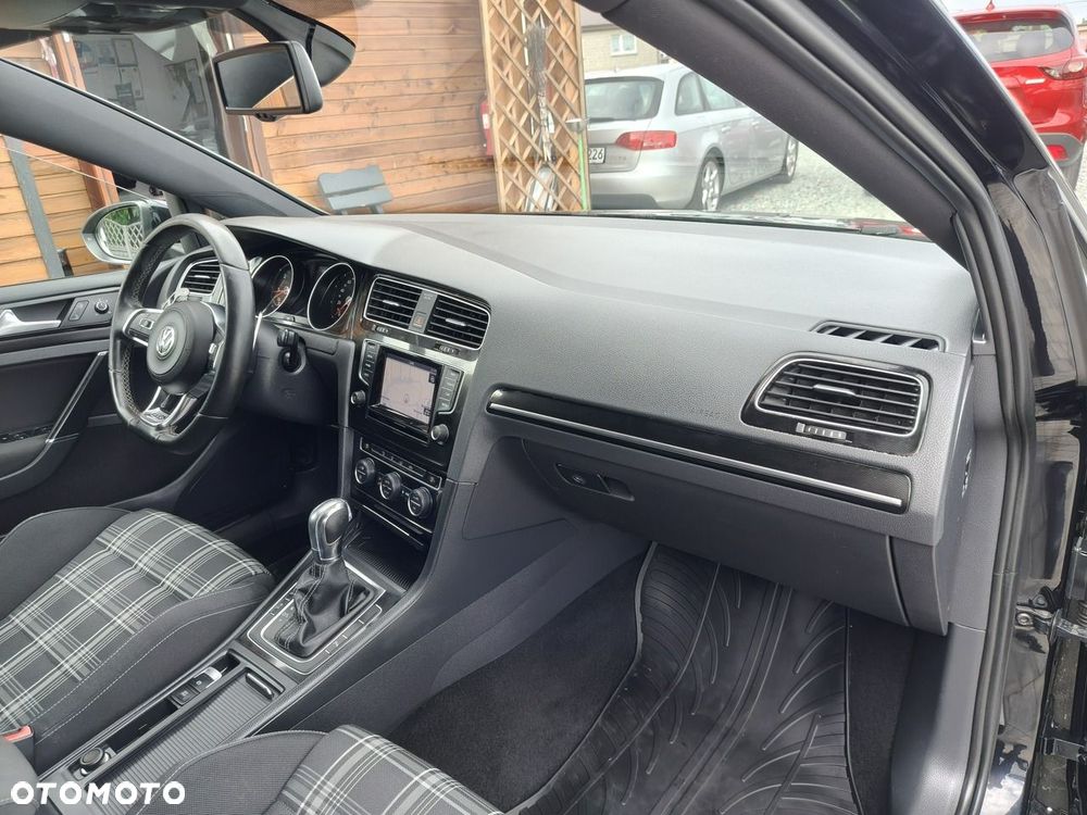 Volkswagen Golf GTD (BlueMotion Technology) DSG - 23