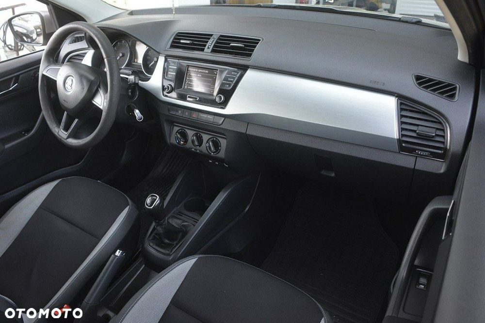 Skoda Fabia - 18