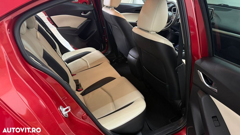 Mazda 3 SKYACTIV-D 150 Sports-Line - 9