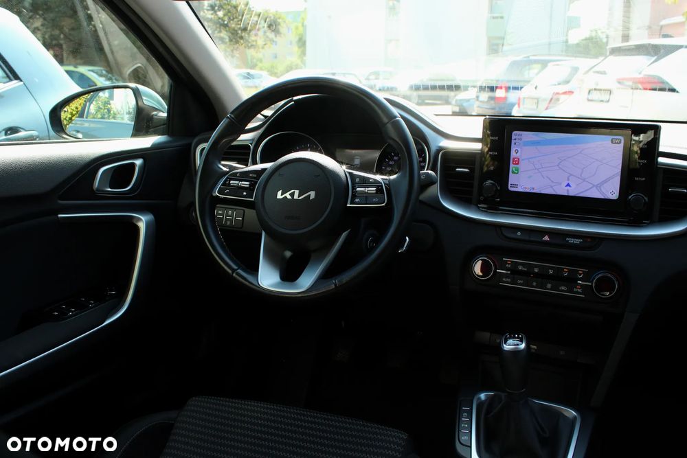 Kia Ceed 1.5 T-GDI M - 14