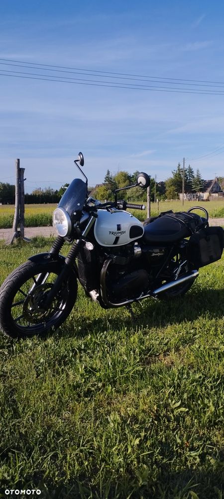Triumph Street Twin - 16