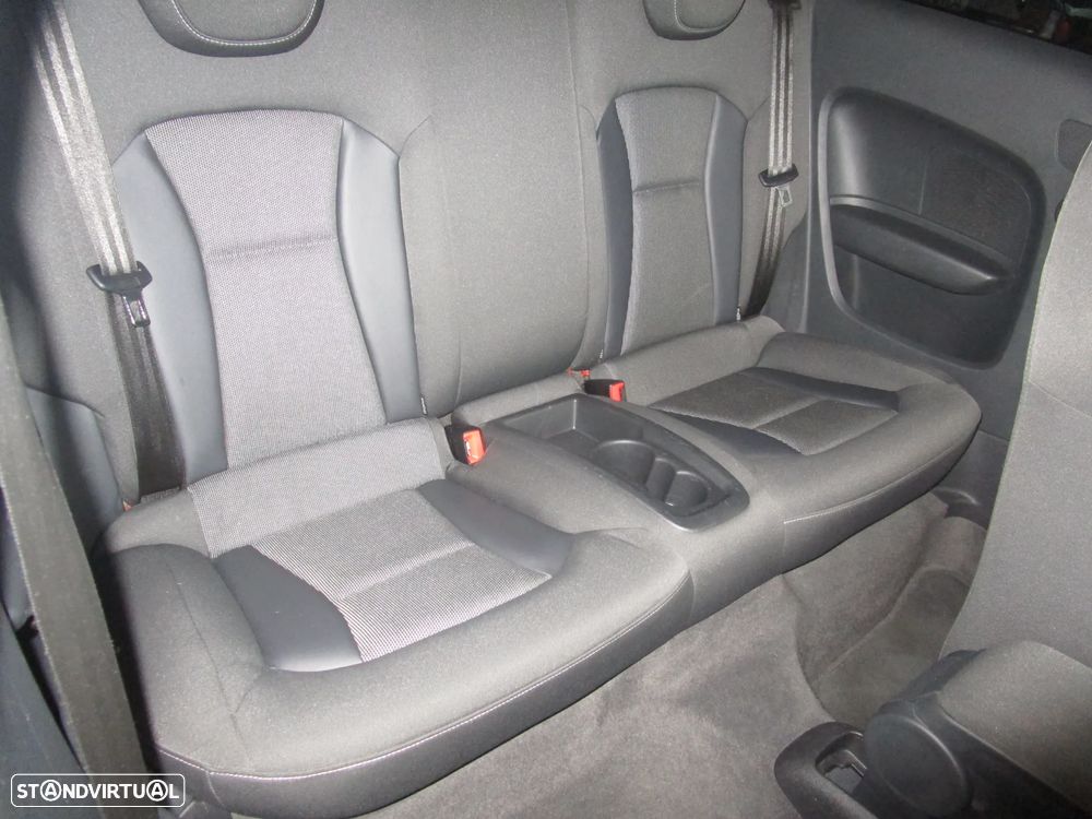 Audi A1 ver-1-4-tfsi-sport - 17