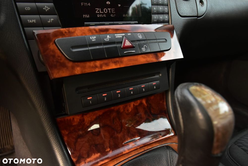 Mercedes-Benz Klasa E 270 CDI Elegance - 12