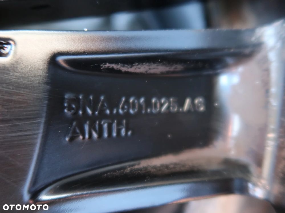 263 Felga Aluminiowa VW Tiguan 5NA601025AM 8,5x19et38 - 2
