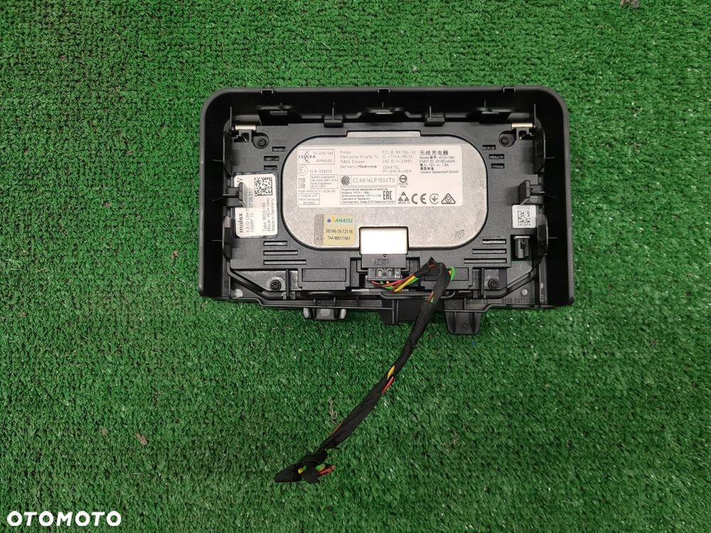 BMW M3 G80 ŁADOWARKA INDUKCYJNA W PODŁOKIETNIKU 6806850 5A1DC84 - 4