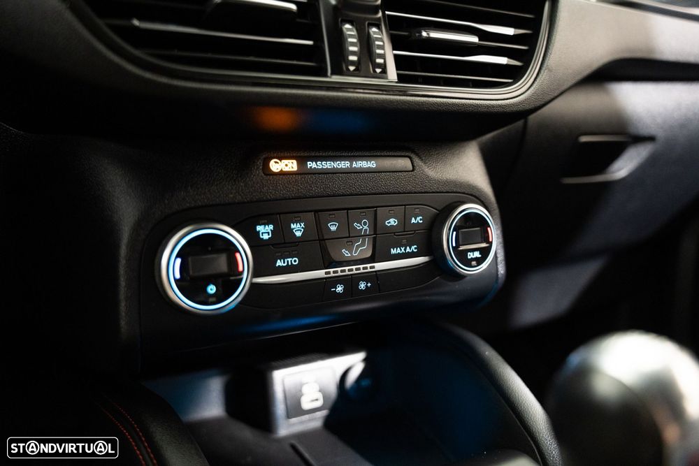 Ford Kuga 1.5 EcoBoost ST-Line - 10