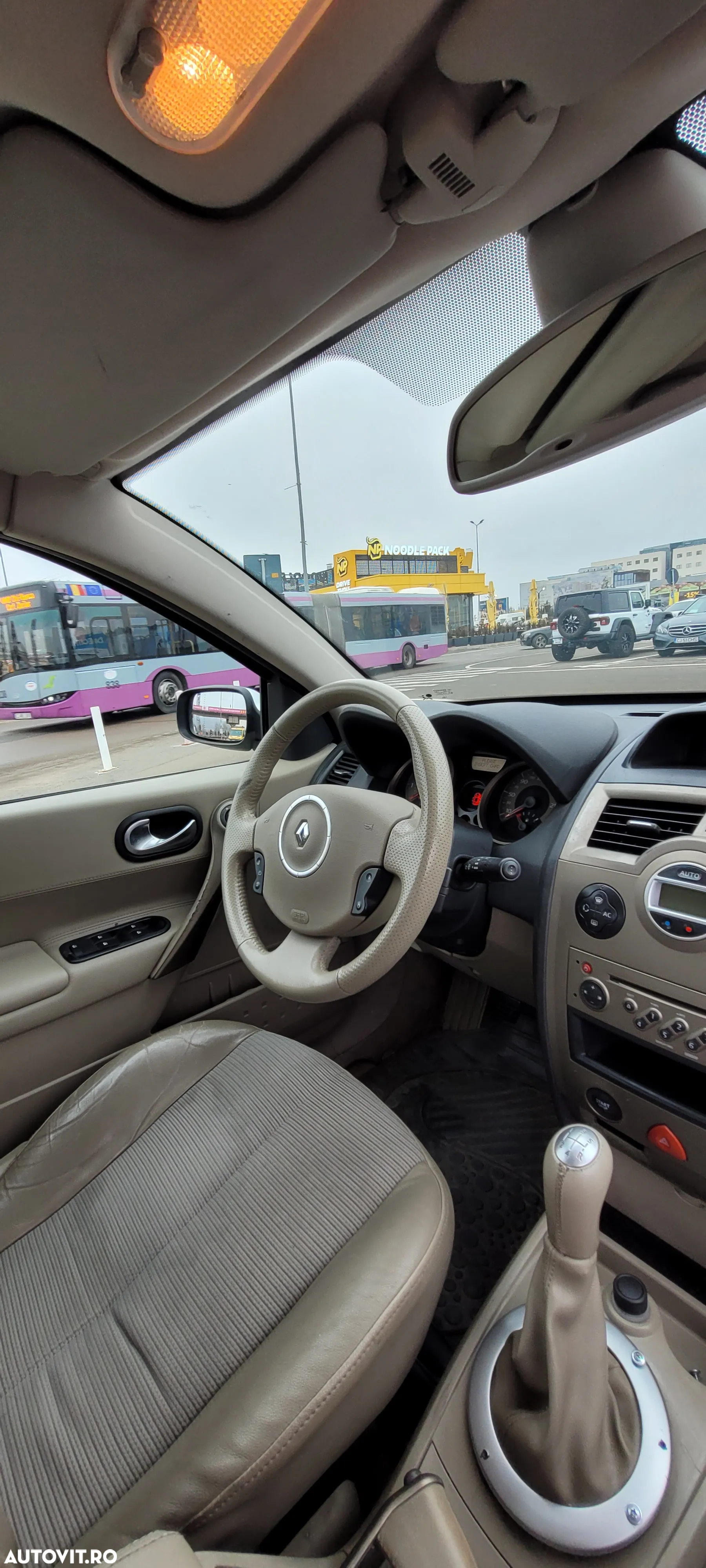 Renault Megane II Sedan 1.6 Influence - 3