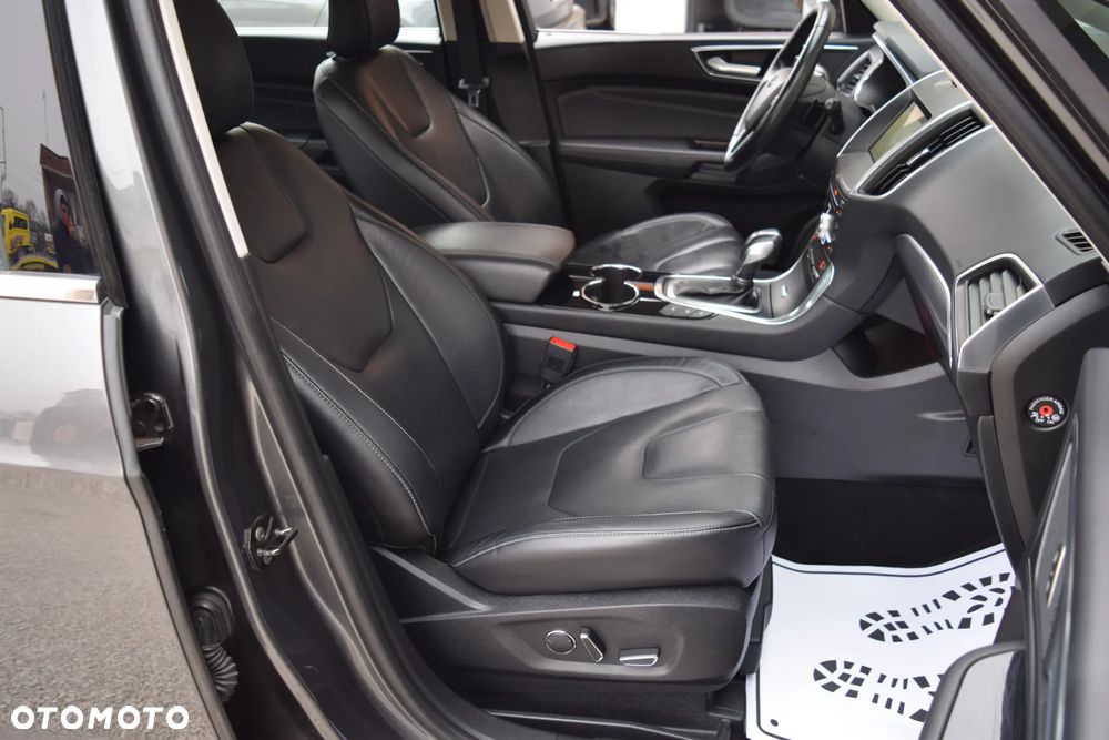 Ford S-Max 2.0 TDCi Titanium PowerShift - 39