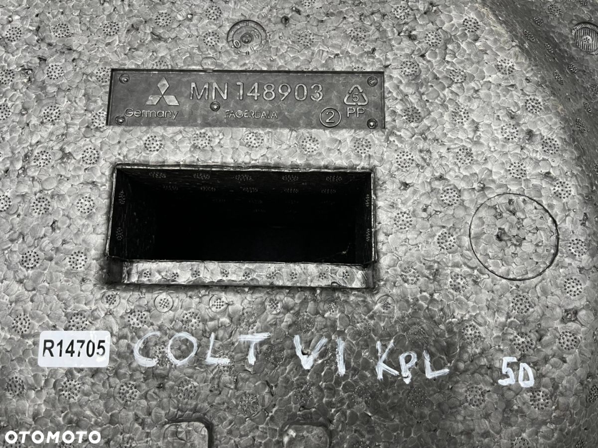 Tapicerka Mitsubishi Colt VI 6 Z30 5Drzwi 04-12r wykładzina wkład  dywan styropian boczki bagażnika - 9