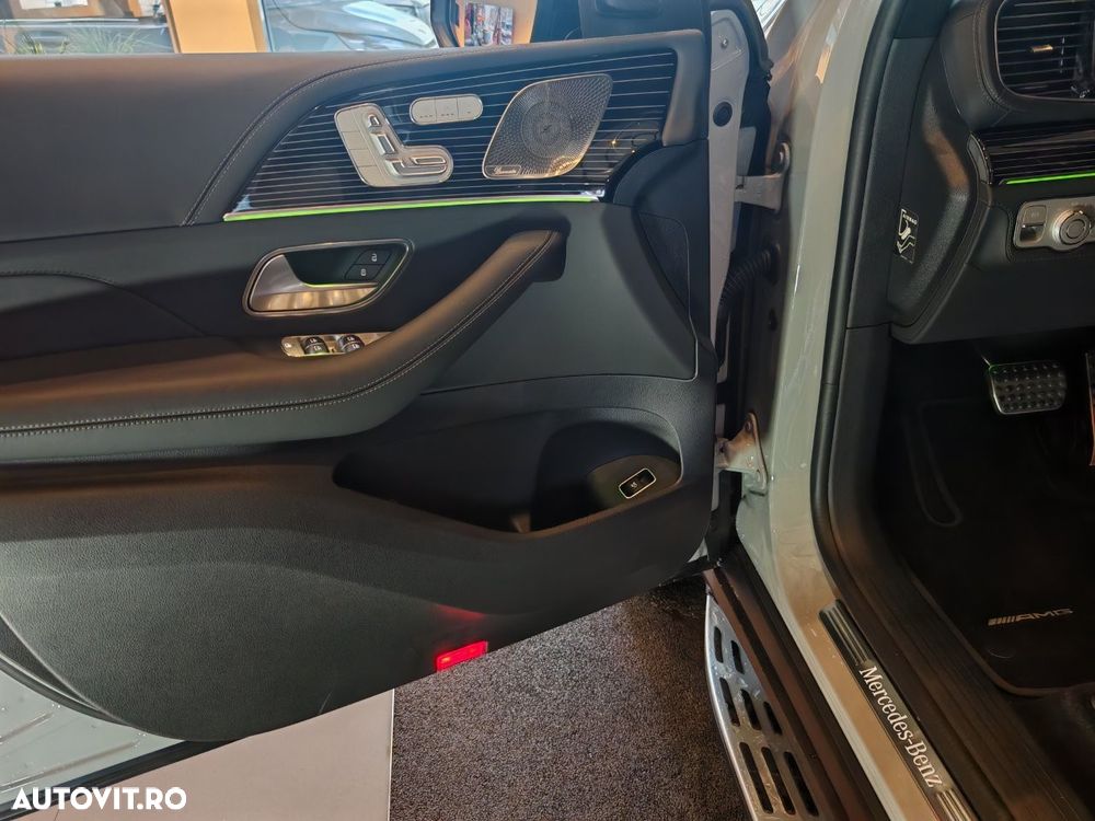 Mercedes-Benz GLS - 14