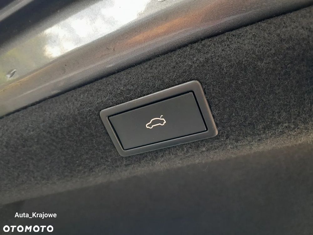 Skoda Superb 2.0 TSI Ambition DSG - 37