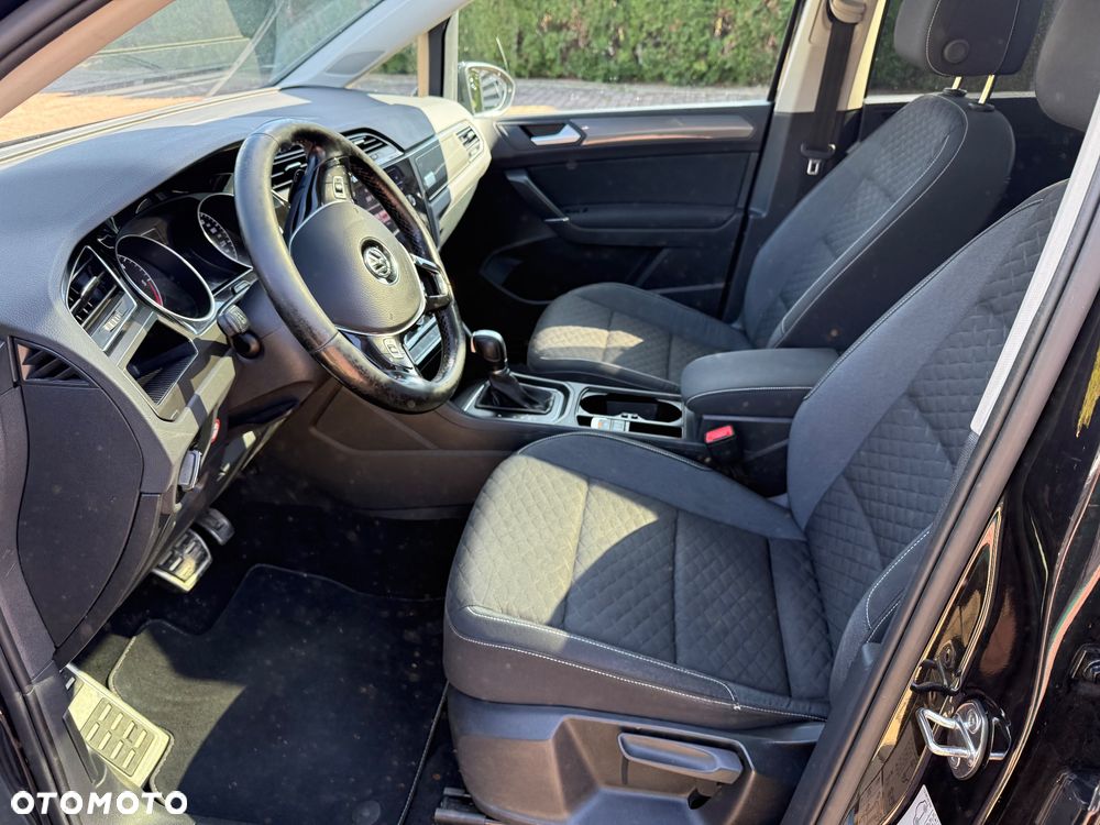Volkswagen Touran 2.0 TDI SCR DSG Join - 17