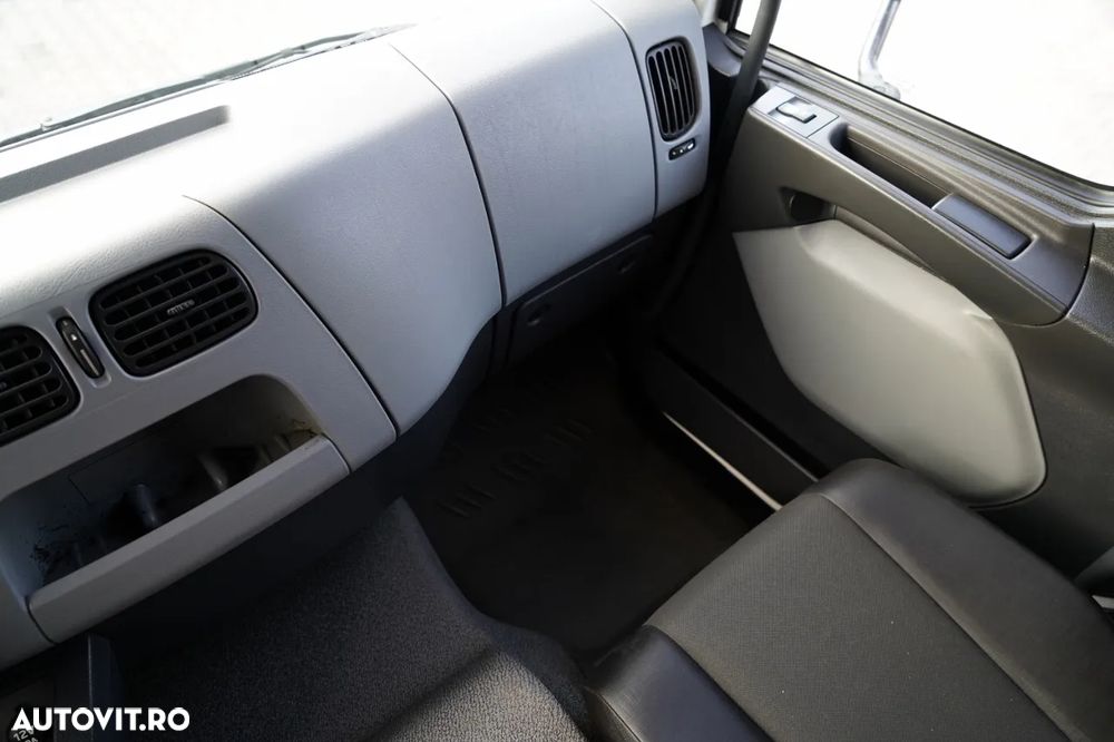 Renault D 210 / 4x2 / CONTAINER / 8,6 M / PODEA RESISTENTĂ / ELEVATOR DHOLLANDIA - 31