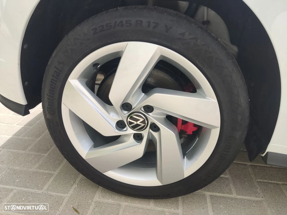 VW Golf 1.4 GTE Plug-in - 44