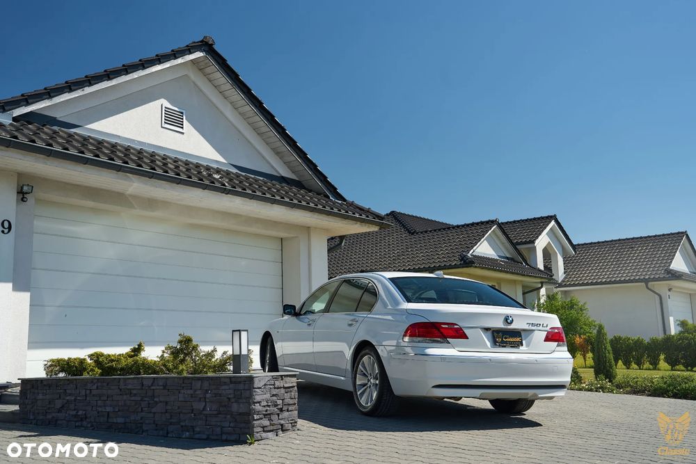 BMW Seria 7 750i L - 40