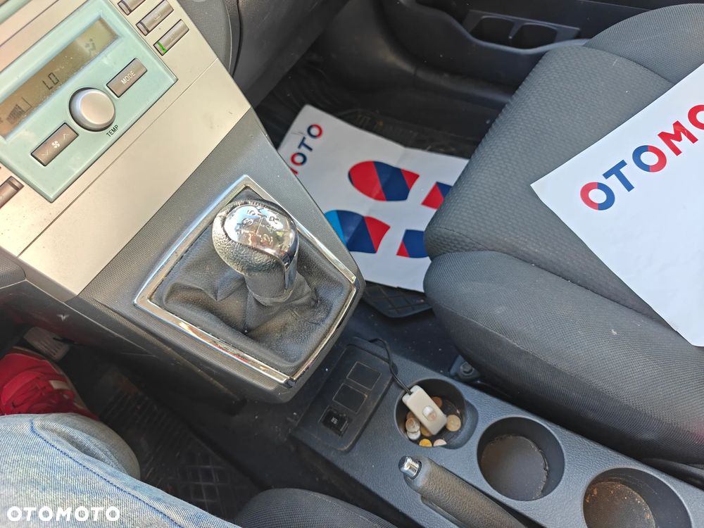 Toyota Corolla 2.0 D-4D Terra - 23