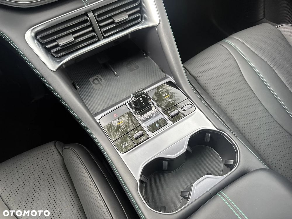 BYD Seal U 1.5T Design AWD - 16