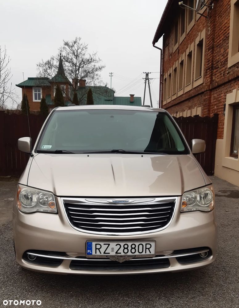 Chrysler Town & Country 3.6 Touring - 4