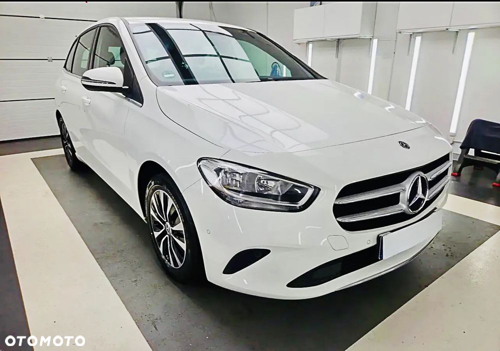 Mercedes-Benz Klasa B 180 d - 1