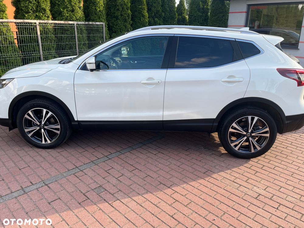 Nissan Qashqai - 2