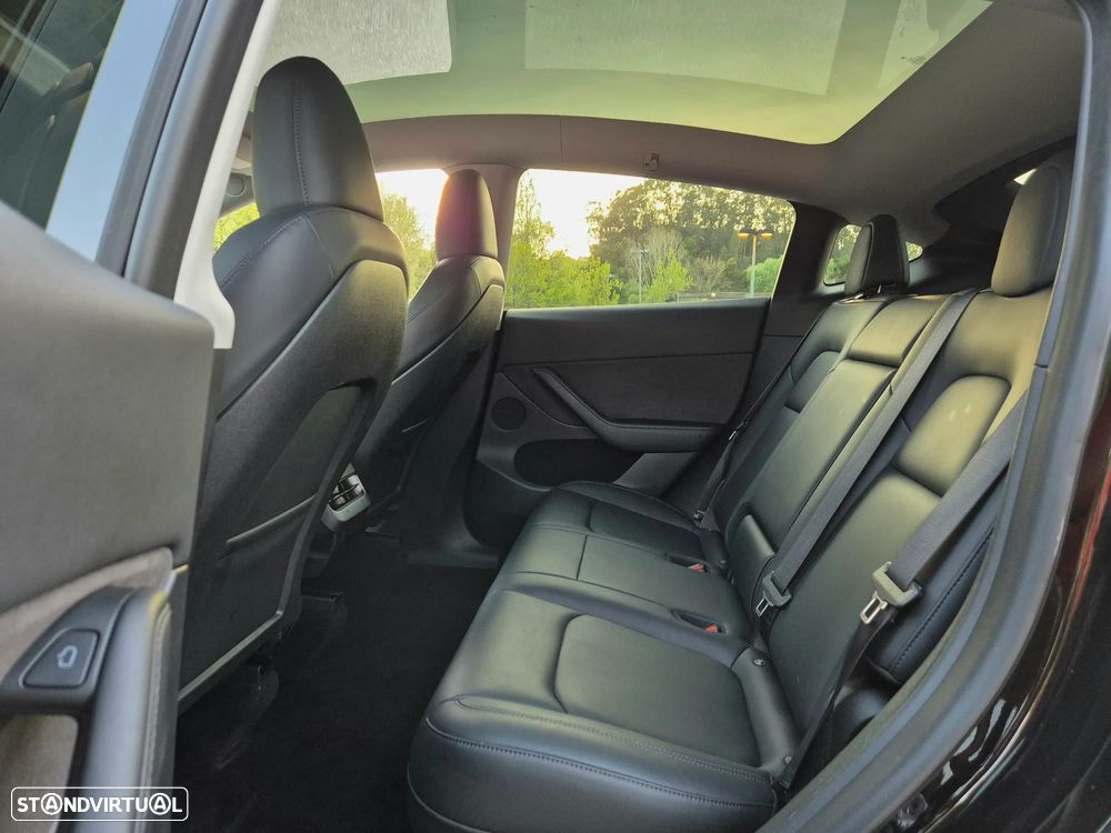 Tesla Model Y Tração Traseira - 18