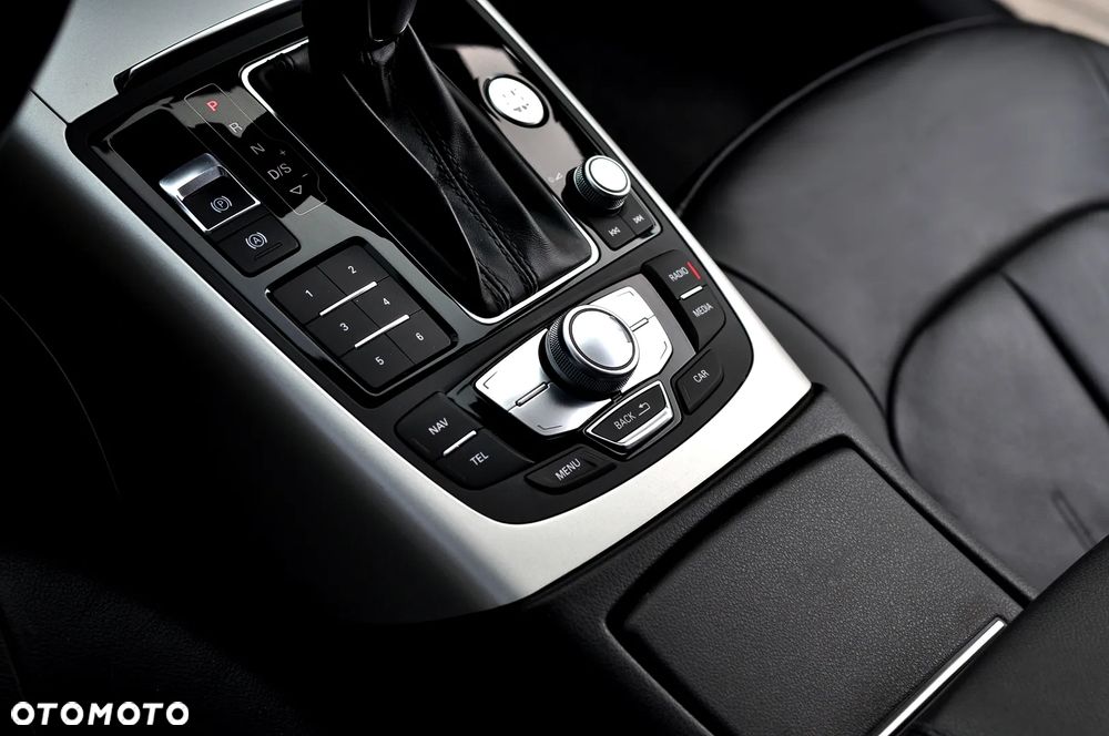 Audi A6 Avant 2.0 TDI ultra S tronic - 33