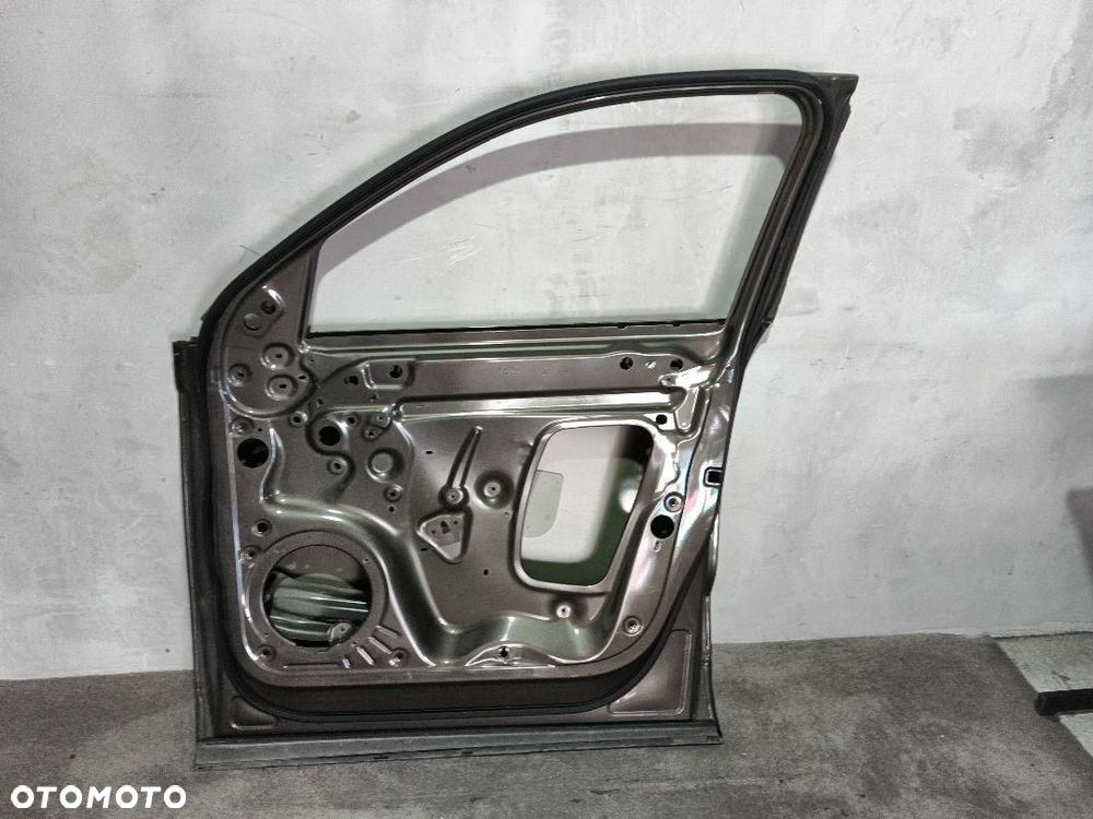 DRZWI PRZÓD PRZEDNIE PRAWE AUDI Q3 8U 8U0831312 - 7
