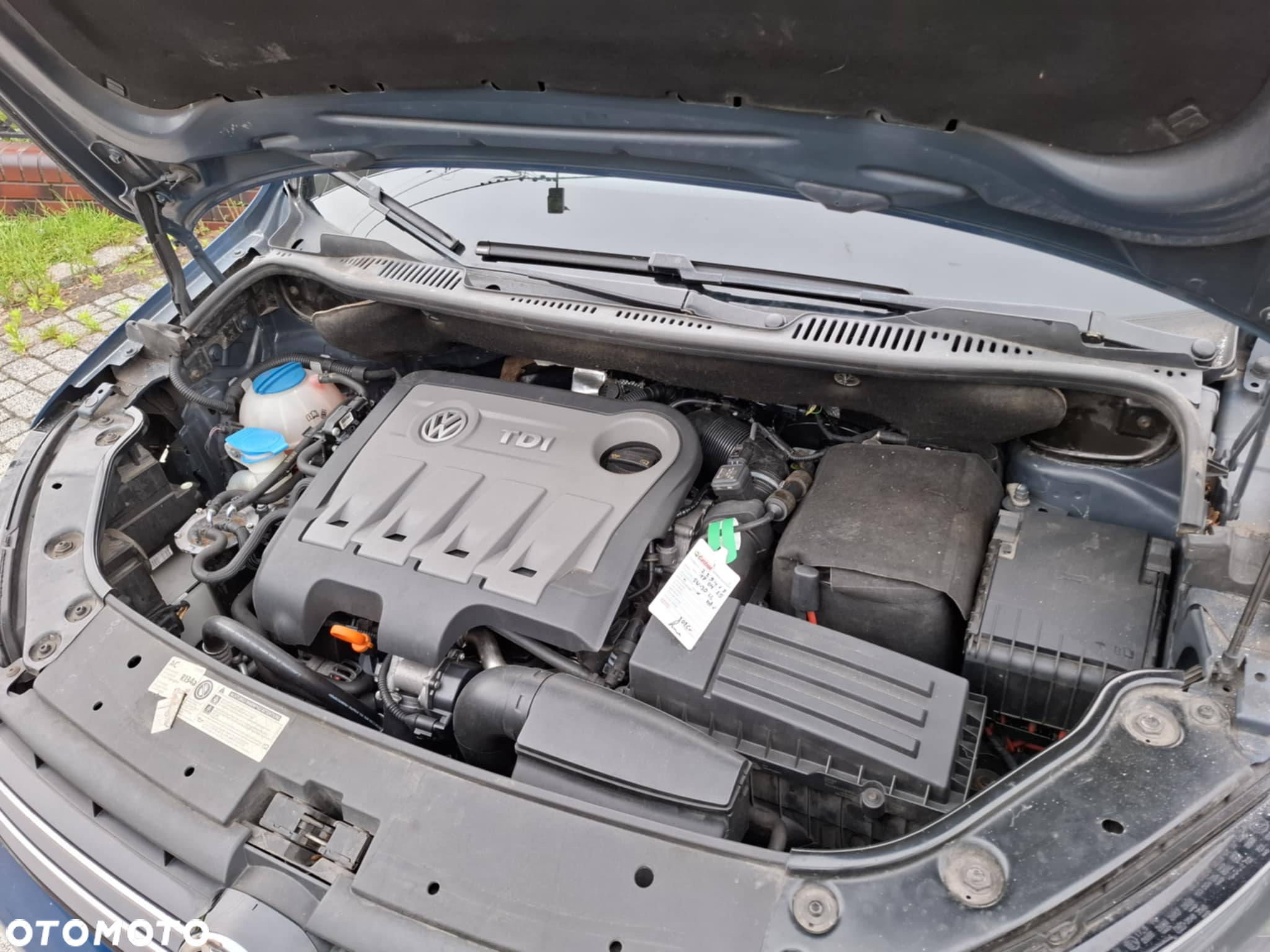 Volkswagen Touran 1.6 TDI DPF Highline - 18