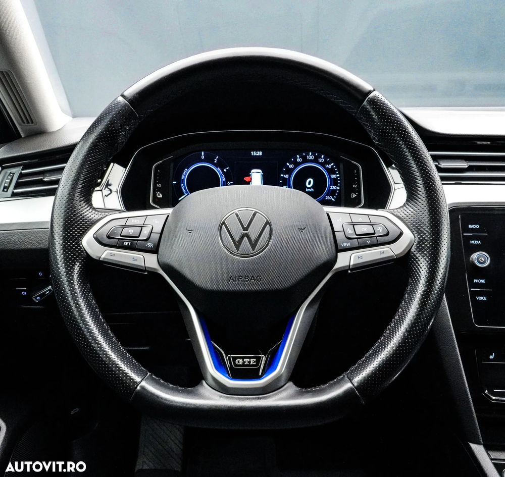 Volkswagen Passat 1.4 TSI DSG GTE - 17