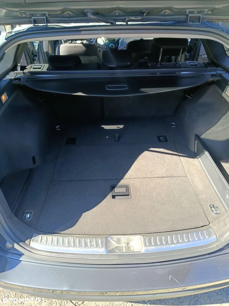 Hyundai i40 1.6 GDI Comfort + - 16