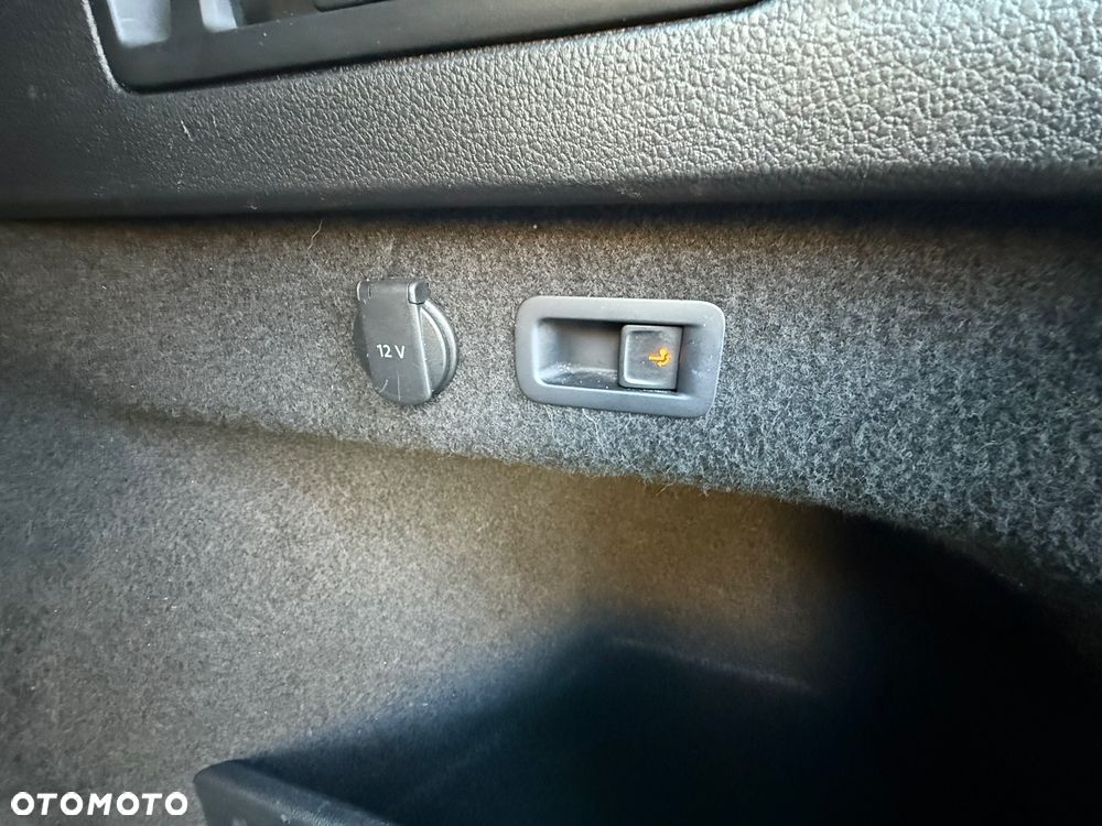 Volkswagen Passat 2.0 TDI SCR Highline DSG - 18