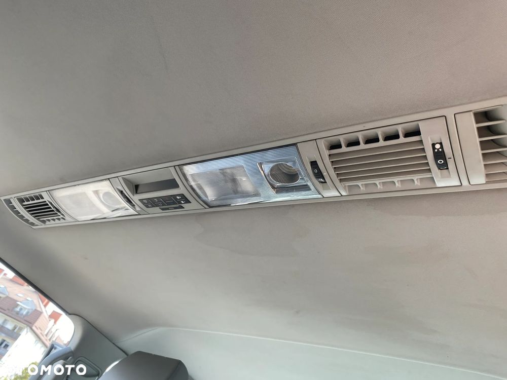 Volkswagen Caravelle L2 Comfortline - 7