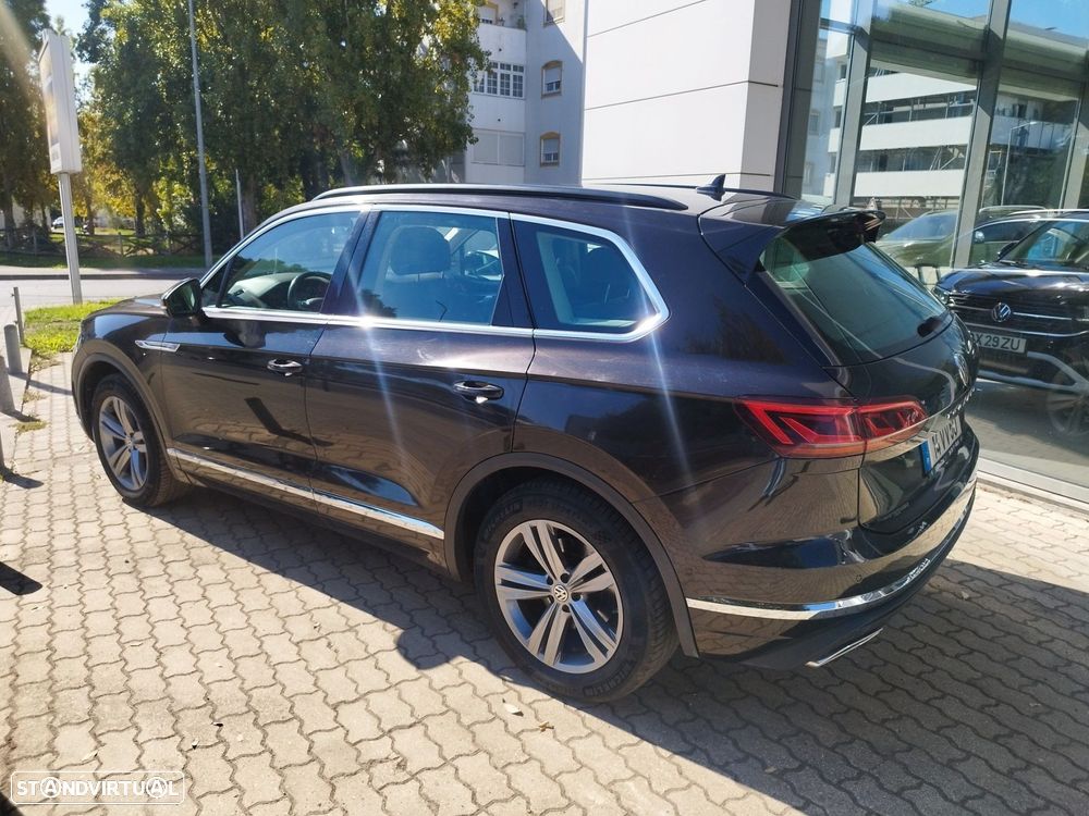 VW Touareg 3.0 TDI V6 Elegance Plus - 3