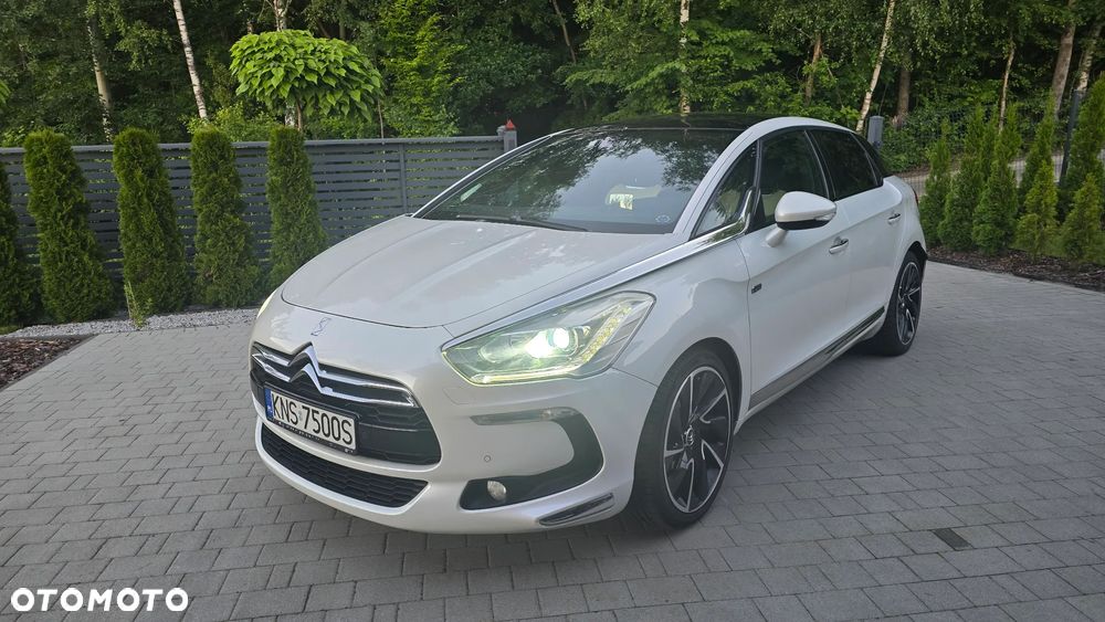 Citroën DS5 2.0 HDi Hybrid4 SoChic MCP - 4