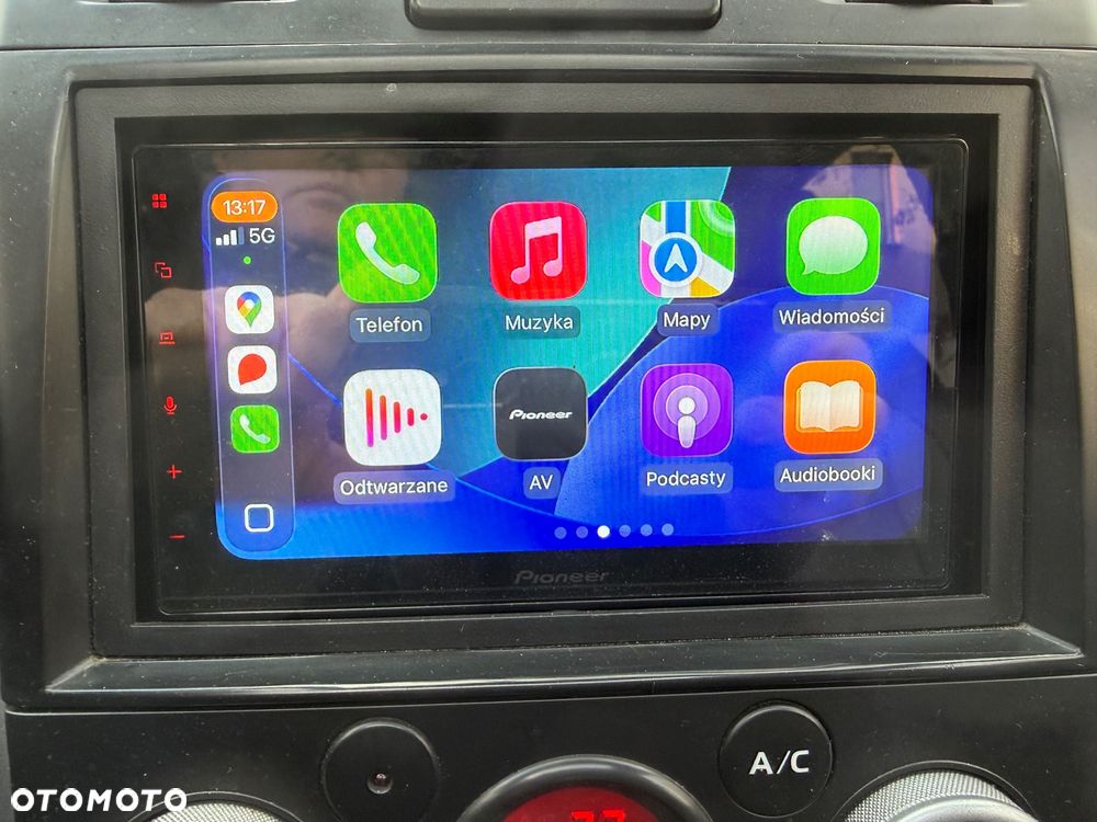 Suzuki Grand Vitara 2.4 De Luxe - 30