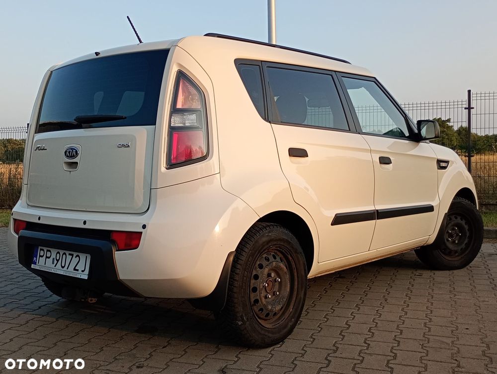 Kia Soul 1.6 CRDI M - 8