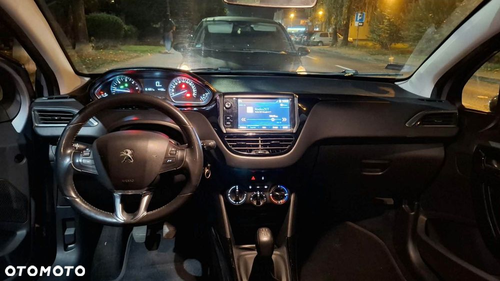 Peugeot 2008 Blue-HDi FAP 100 STOP & START Style - 15