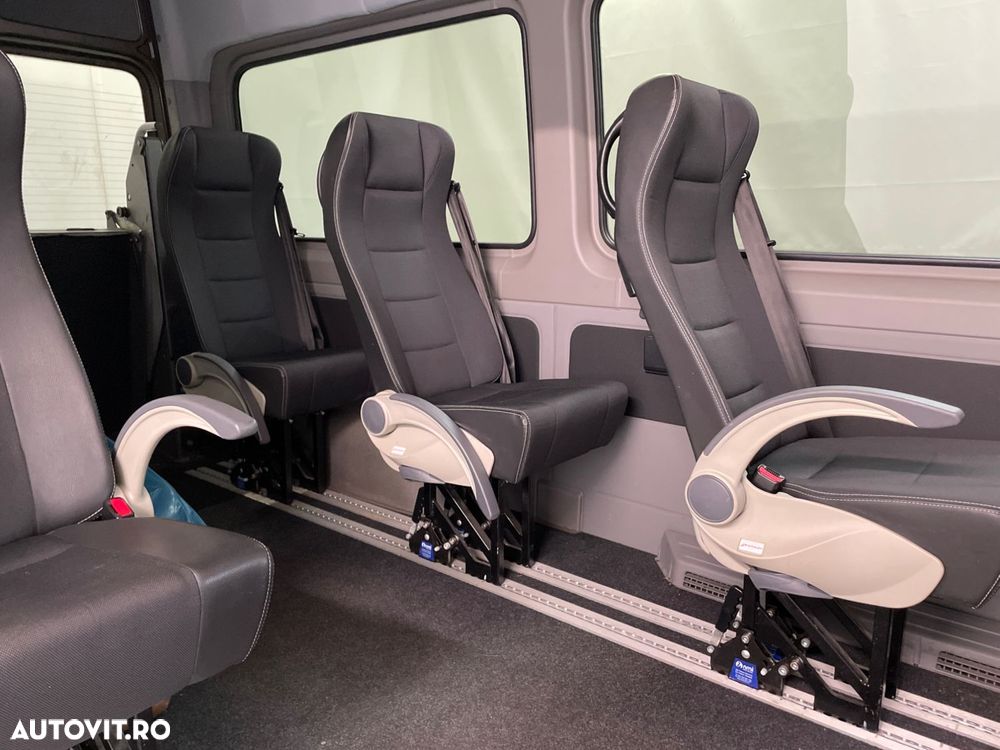 Mercedes-Benz Sprinter - 10