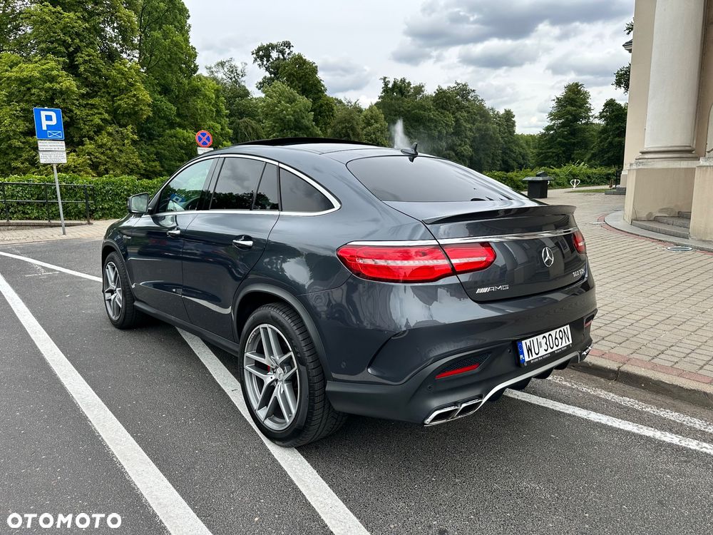 Mercedes-Benz GLE - 10