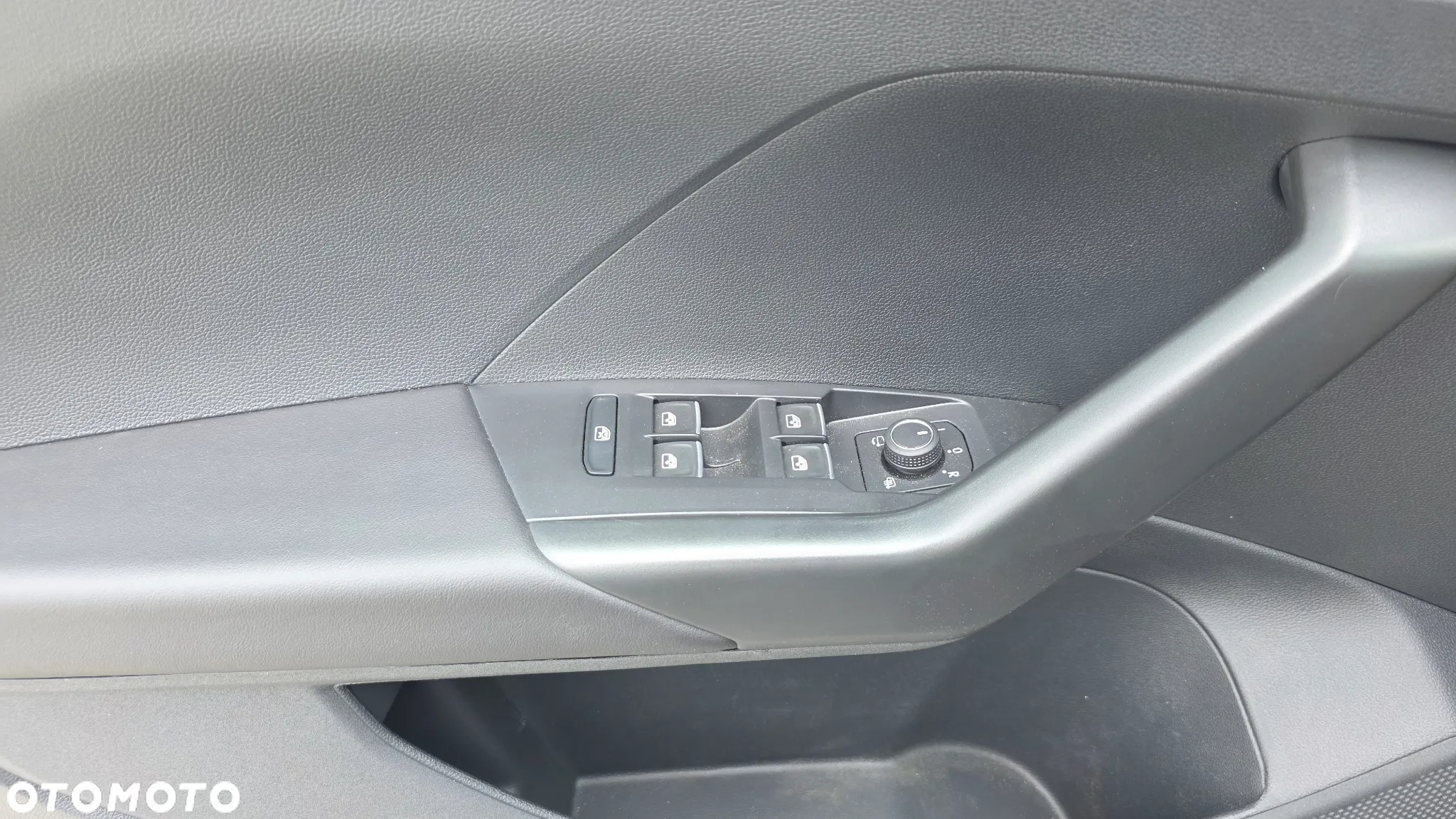 Volkswagen T-Cross 1.0 TSI Style - 28