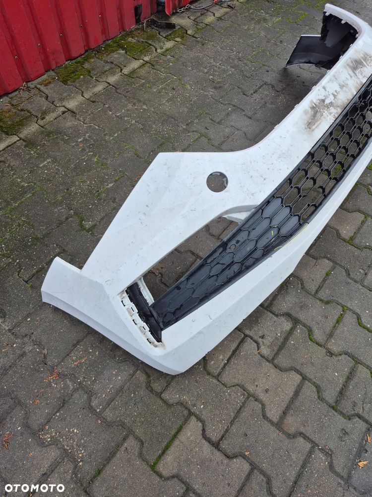 Skoda Scala zderzak przedni 657807221F - 4