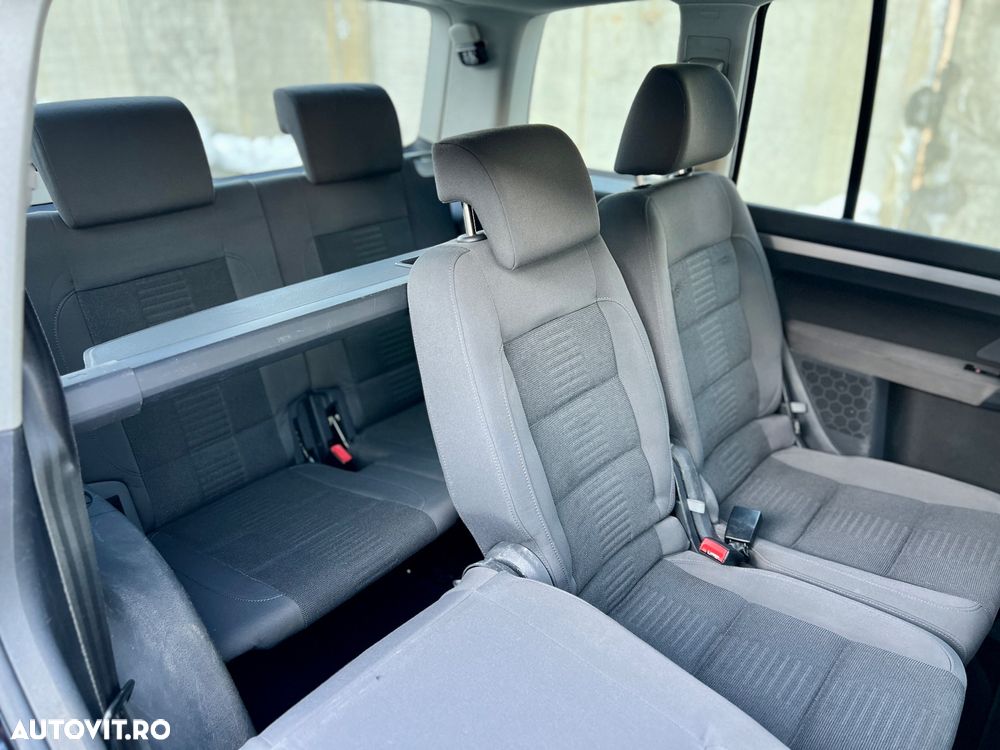 Volkswagen Touran 1.4 TSI Highline - 12