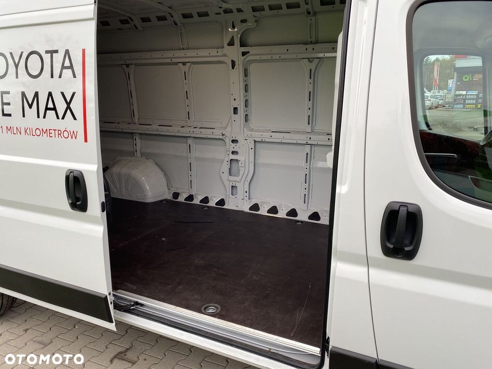 Toyota PROACE MAX - 28