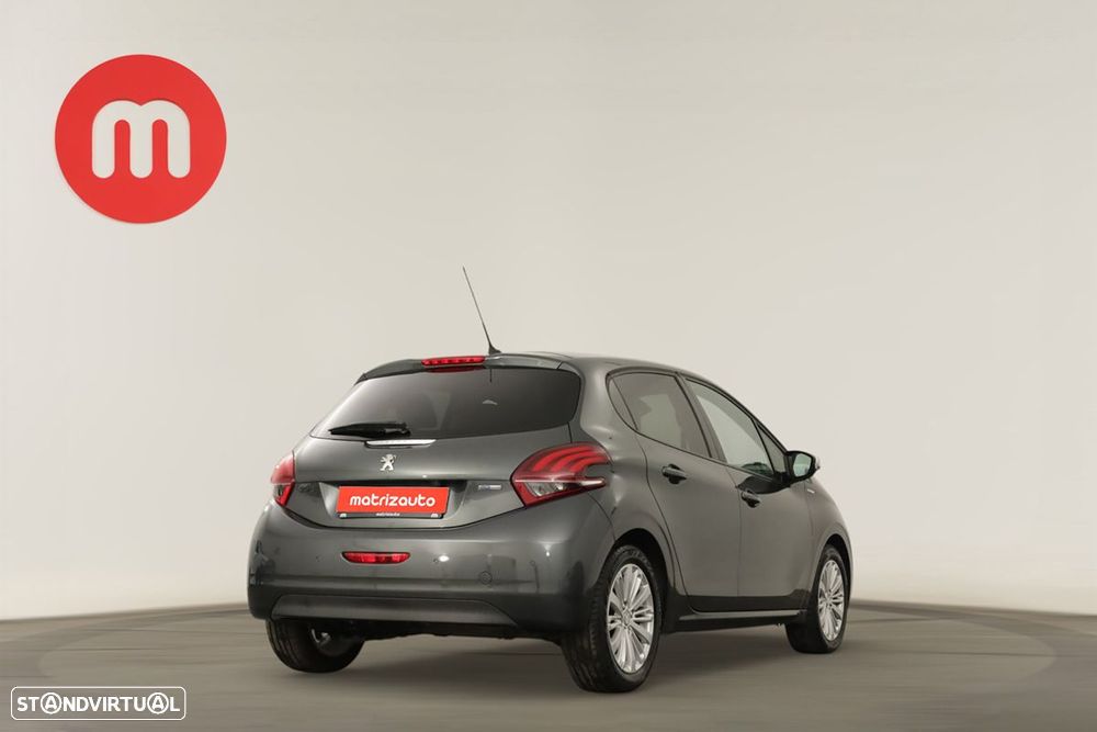 Peugeot 208 1.2 PureTech Style - 4