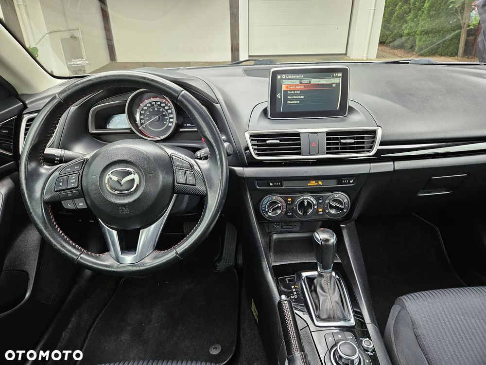 Mazda 3 - 17