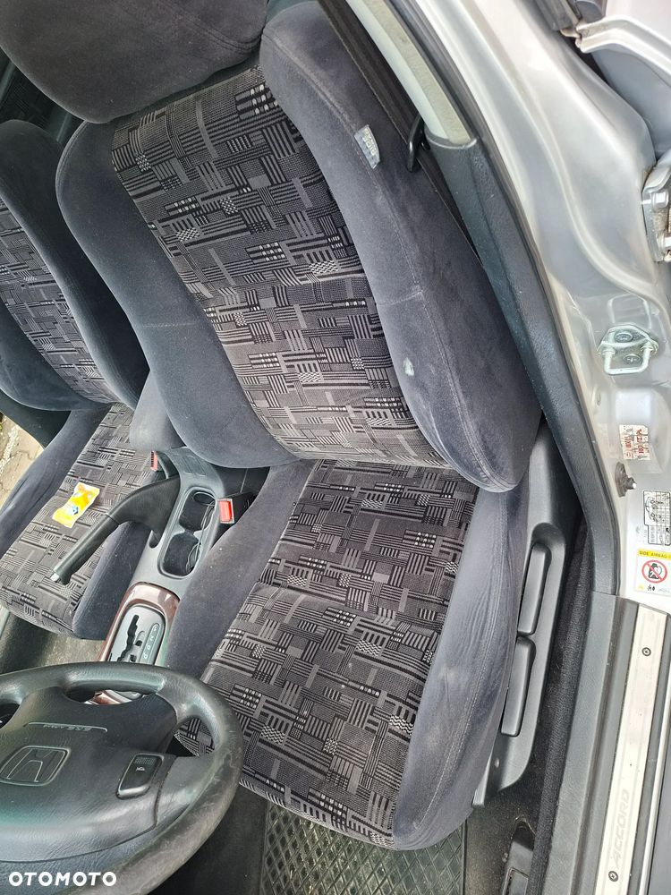 Honda Accord - 12